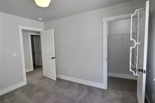 745 N 101st St, Seattle, WA 98133 - Photo 30