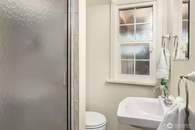 18023 62nd Avenue NE, Kenmore, WA 98028 - Photo 32