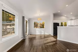 3122 Glacier Ln, Camano Island, WA 98282 - Photo 8