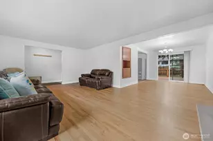 146 NE 165th St, Shoreline, WA 98155 - Photo 8