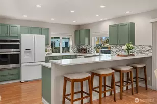 8608 196th St SW, Edmonds, WA 98026 - Photo 4