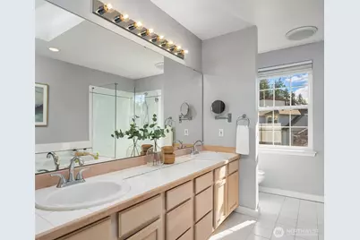 8608 196th Street SW, Edmonds, WA 98026 - Photo 20