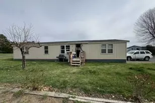 2285 SW Basin St, Ephrata, WA 98823 - Photo 2