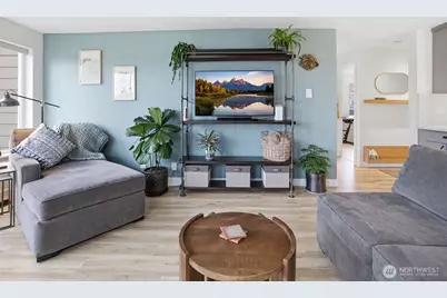 5642 California Avenue SW #3, Seattle, WA 98136 - Photo 6