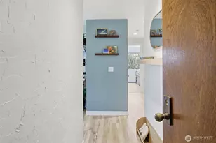 5642 California Ave SW, Seattle, WA 98136 - Photo 2