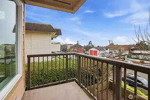 5642 California Ave SW, Seattle, WA 98136 - Photo 24