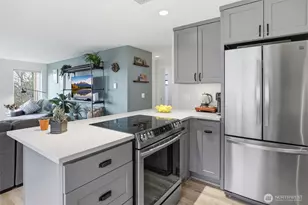 5642 California Ave SW, Seattle, WA 98136 - Photo 12