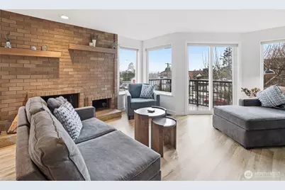 5642 California Avenue SW #3, Seattle, WA 98136 - Photo 4