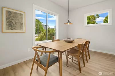 2302 E Pike Street, Seattle, WA 98122 - Photo 12