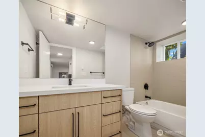 2302 E Pike Street, Seattle, WA 98122 - Photo 34