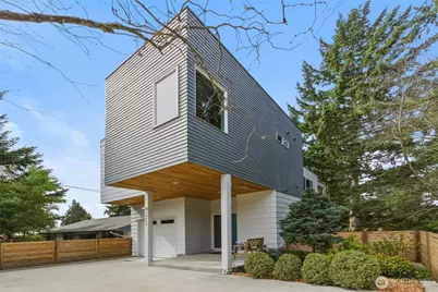 10429 7th Avenue SW, Seattle, WA 98146 - Photo 2
