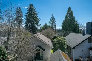 1315 NE 70th St, Seattle, WA 98115 - Photo 30