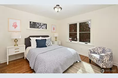 1315 NE 70th Street, Seattle, WA 98115 - Photo 16