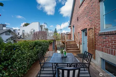 1315 NE 70th Street, Seattle, WA 98115 - Photo 12