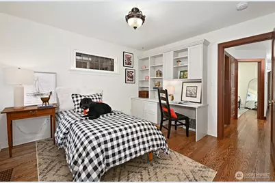 1315 NE 70th Street, Seattle, WA 98115 - Photo 14