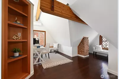 1315 NE 70th Street, Seattle, WA 98115 - Photo 26