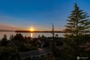 10413 66th Pl W, Mukilteo, WA 98275 - Photo 8