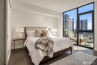 838 Avenue Square NE #1701, Bellevue, WA 98004 - Photo 6