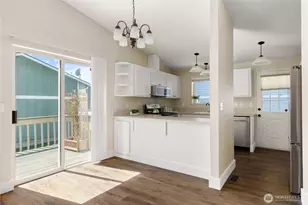 4114 Kingsway, Anacortes, WA 98221 - Photo 10