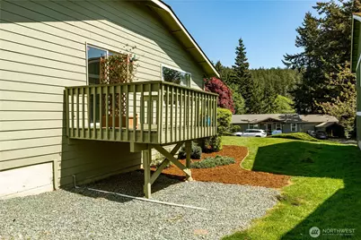 4114 Kingsway, Anacortes, WA 98221 - Photo 32
