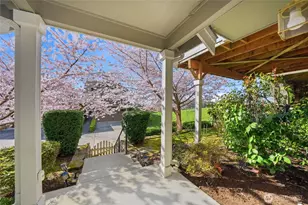 1757 9th Ct NE, Issaquah, WA 98029 - Photo 32