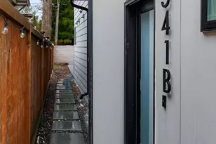 341 NW 90th St, Seattle, WA 98117 - Photo 2