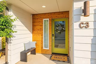 13706 Manor Way #C3, Lynnwood, WA 98087 - Photo 2