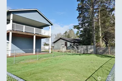 500 Chenois Avenue NE, Ocean Shores, WA 98569 - Photo 12