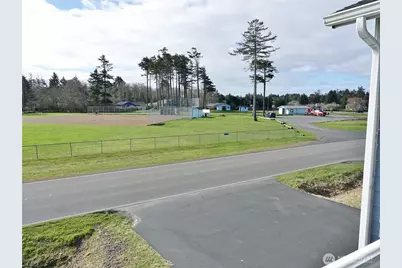 500 Chenois Avenue NE, Ocean Shores, WA 98569 - Photo 8