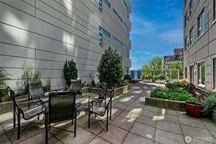 121 Vine St, Seattle, WA 98121 - Photo 30