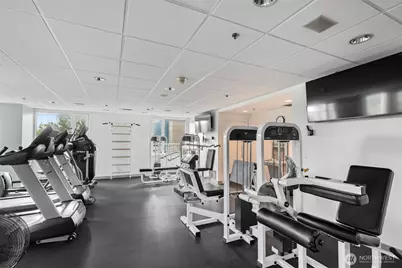 121 Vine Street #1507, Seattle, WA 98121 - Photo 36