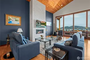 3803 W 2nd St, Anacortes, WA 98221 - Photo 10