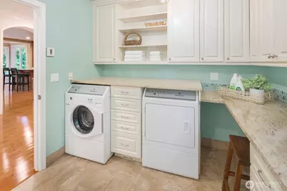 13695 NE 32nd Place, Bellevue, WA 98005 - Photo 36
