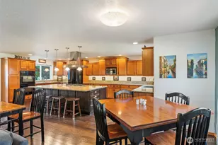 8910 Lavaliere Meadows Ln SW, Rochester, WA 98579 - Photo 12