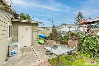 707 37th Street SE #12, Auburn, WA 98002 - Photo 28