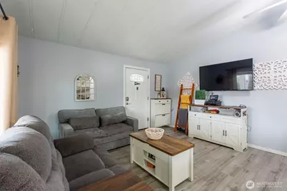 707 37th Street SE #12, Auburn, WA 98002 - Photo 8