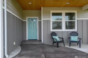 1768 E Rio Vista Ave, Burlington, WA 98233 - Photo 2