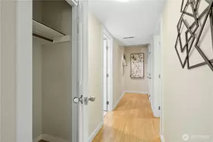 9515 NE 180th St, Bothell, WA 98011 - Photo 4