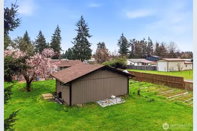 17631 Jordan Street SW, Rochester, WA 98579 - Photo 24