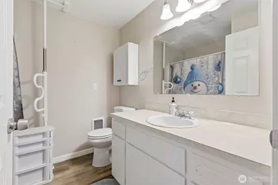 17631 Jordan Street SW, Rochester, WA 98579 - Photo 18