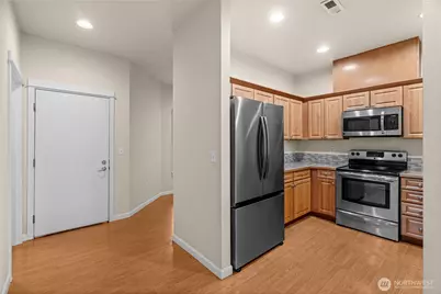 10700 SE 260th St #A103, Kent, WA 98030 - Photo 4