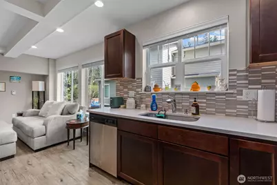 23224 Edmonds Way #107, Edmonds, WA 98026 - Photo 10