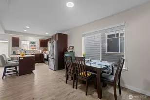 23224 Edmonds Way, Edmonds, WA 98026 - Photo 12