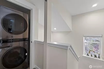 23224 Edmonds Way #107, Edmonds, WA 98026 - Photo 18