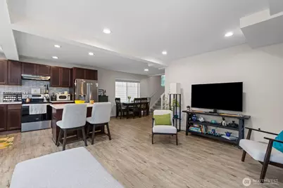 23224 Edmonds Way #107, Edmonds, WA 98026 - Photo 4