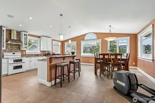 17298 Lakeview Blvd, Mount Vernon, WA 98274 - Photo 6