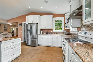 17298 Lakeview Blvd, Mount Vernon, WA 98274 - Photo 8