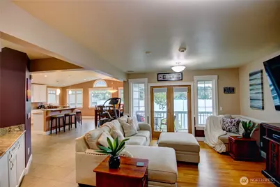 17298 Lake View Boulevard, Mount Vernon, WA 98274 - Photo 10