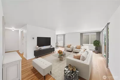 11556 Greenwood Avenue N #105, Seattle, WA 98133 - Photo 8