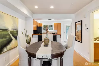 206 24th Avenue E, Seattle, WA 98112 - Photo 8